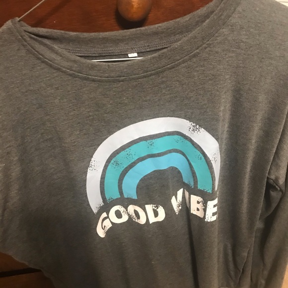 Tops - Good vibes sweat shirt
